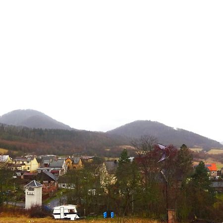 Klášterec nad Ohří Pension Vyhlidka מראה חיצוני תמונה