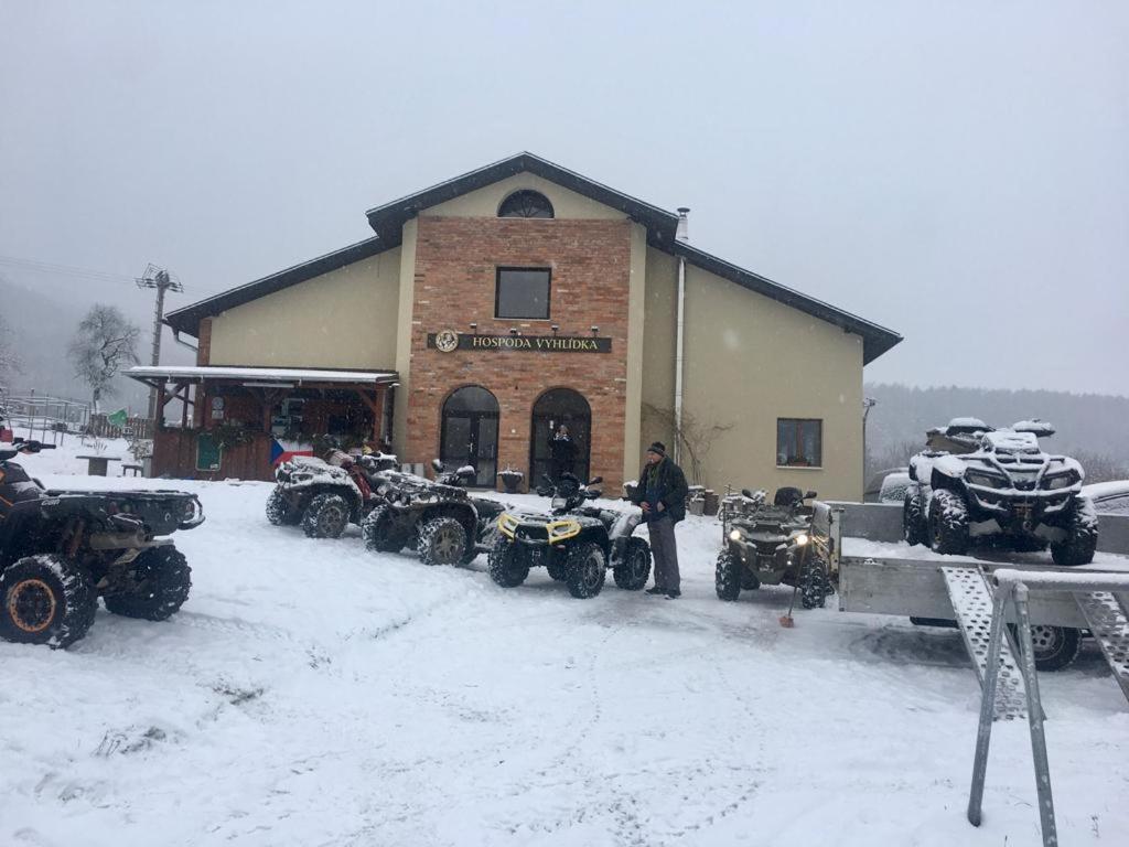 Klášterec nad Ohří Pension Vyhlidka מראה חיצוני תמונה